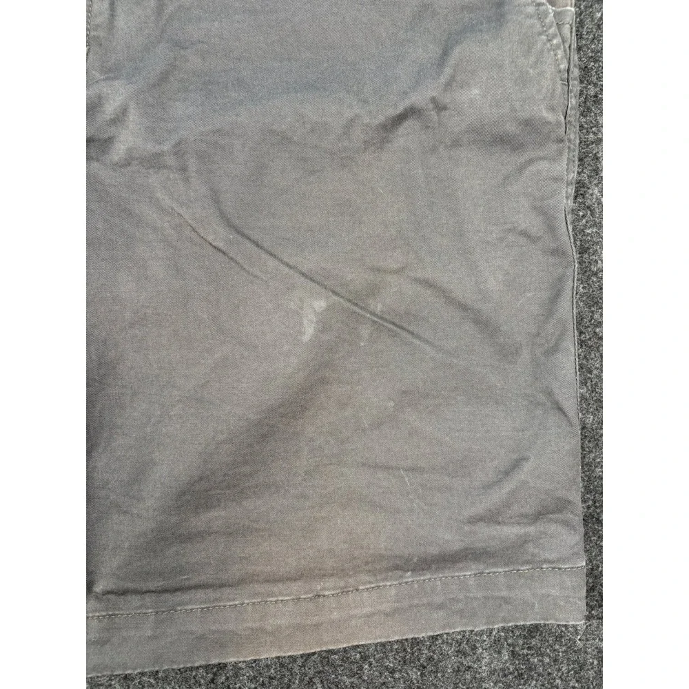 The North Face Mens Gray Chino Shorts Size 38 Flat Front Outdoor Hiking Casual